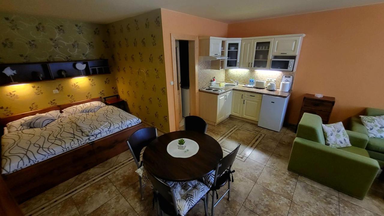 Selfness Roznava Apart otel Dış mekan fotoğraf