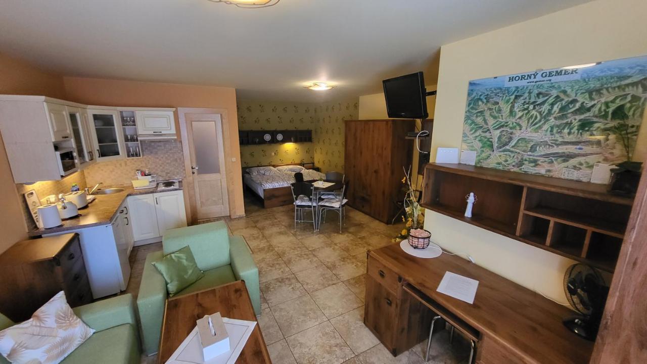 Selfness Roznava Apart otel Dış mekan fotoğraf