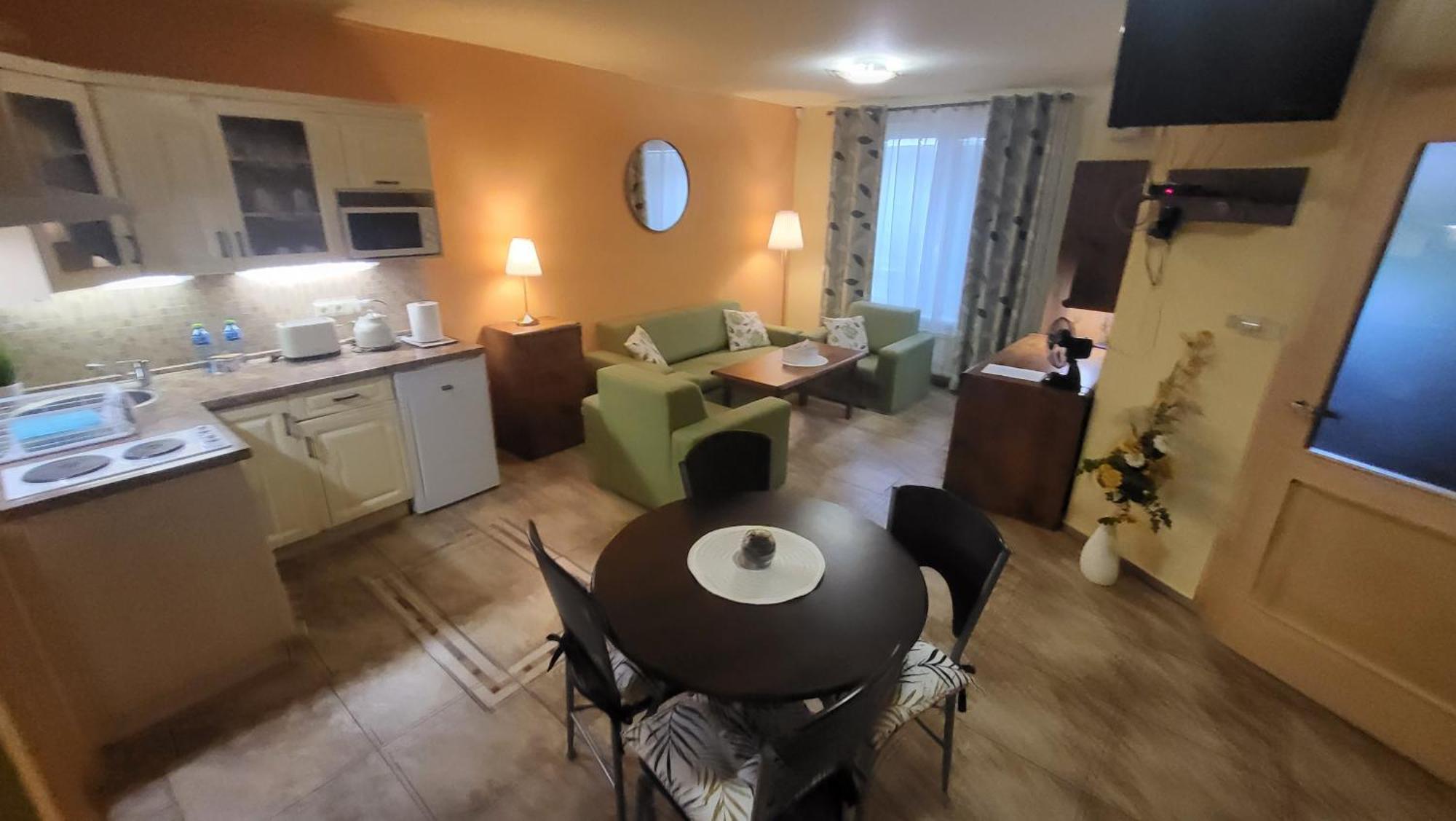 Selfness Roznava Apart otel Dış mekan fotoğraf